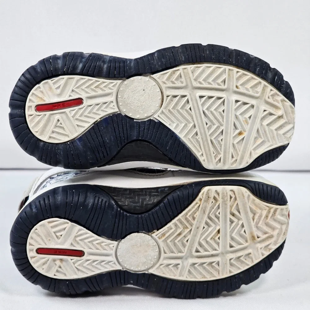Nike LeBron 7 Kids‎ Sneakers White Navy Blue Hook and Loop Toddler Size 5c 2010